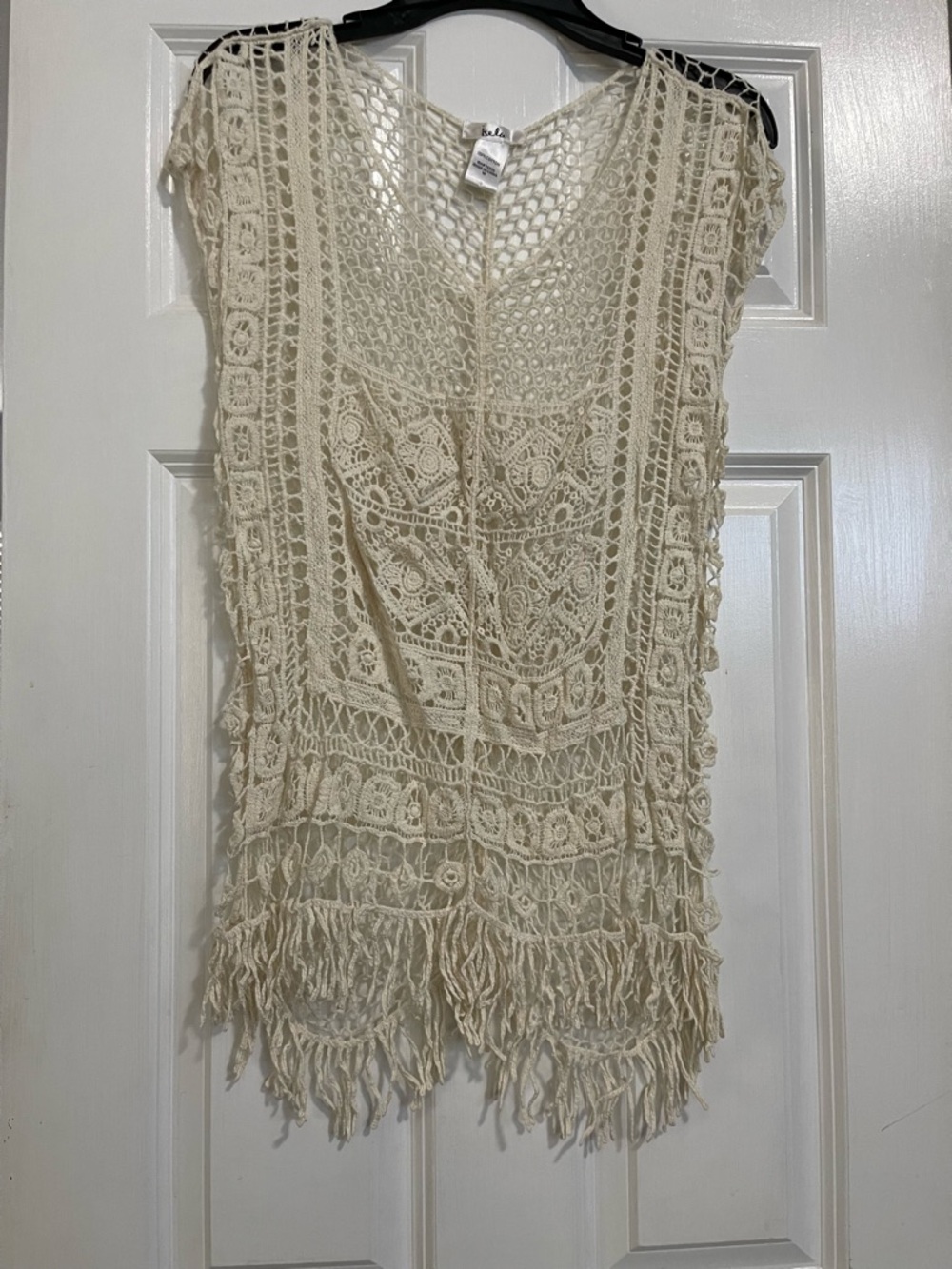 Crochet Fringe V-Neck Tunic Top in Cream